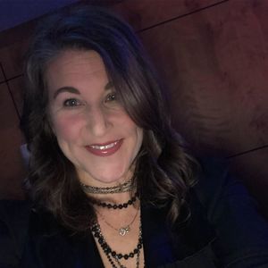 Meet your Posher, Christine